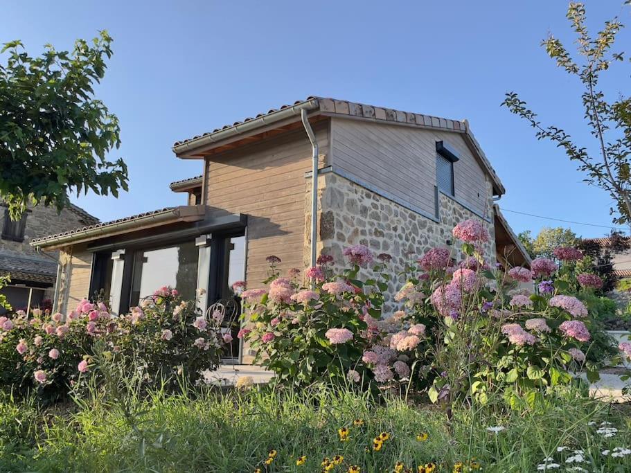 Gite De Charme 5 Etoiles Pour Couple Avec Sauna Et Jacuzzi Exterieurs Privatifs Peaugres Buitenkant foto